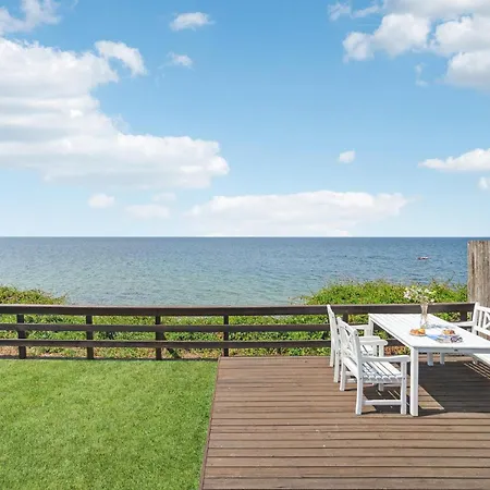 Holiday home Gorgeous In With House Sea View Ronne