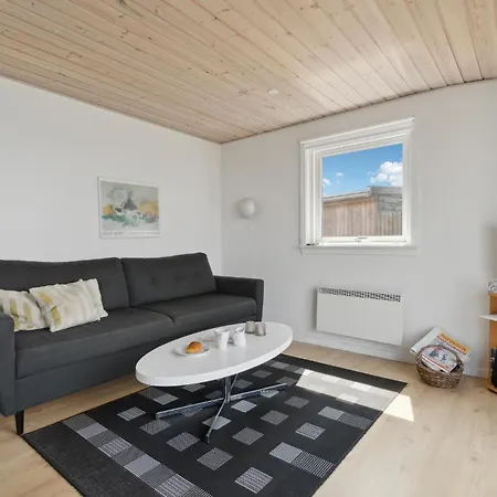 Gorgeous In With House Sea View